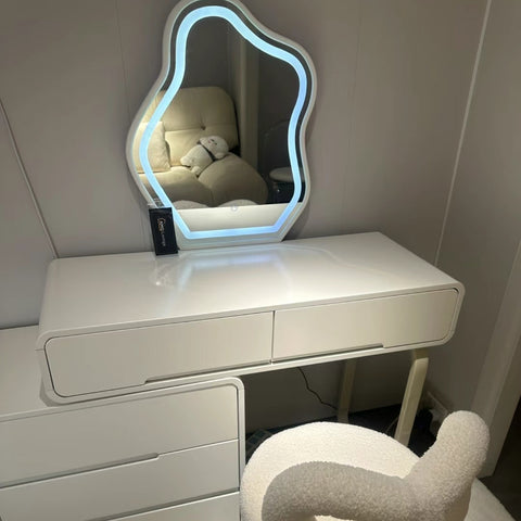 Three-bucket dresser with mirror