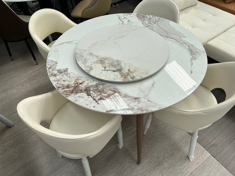 Small round table with turntable