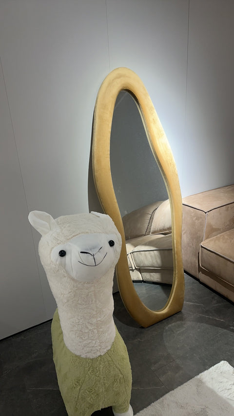 AURELIA Sturdy Construction Mirror