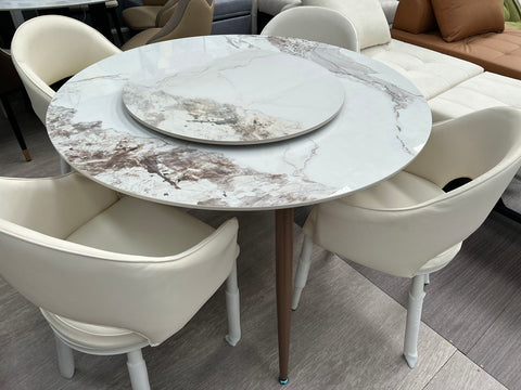 Small round table with turntable