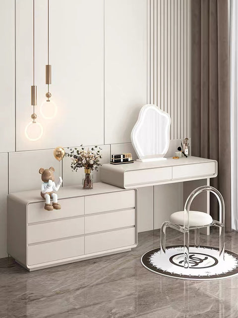 Six-bucket dresser with mirror