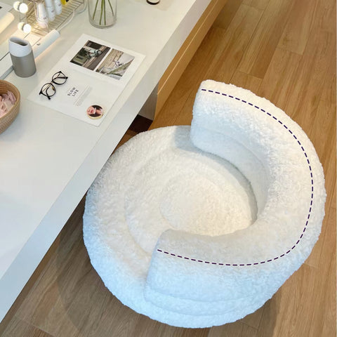 White lambskin single-person sofa chair