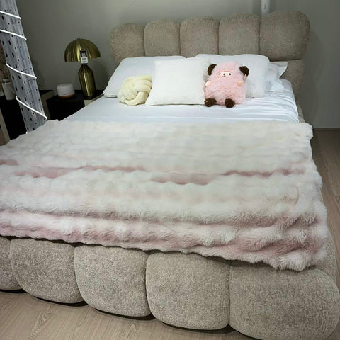 Italian lamb fur puff bed