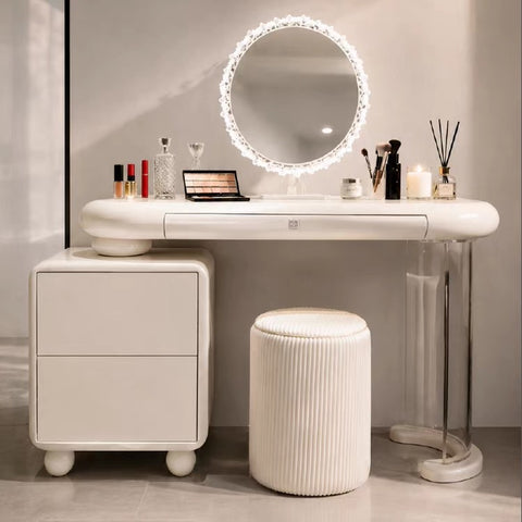 Italian-style lightweight luxury vanity