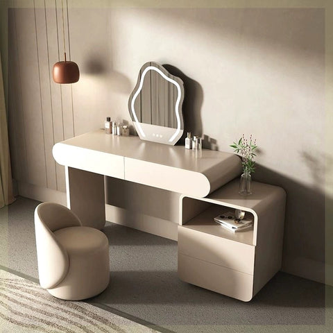 Simple dressing table
