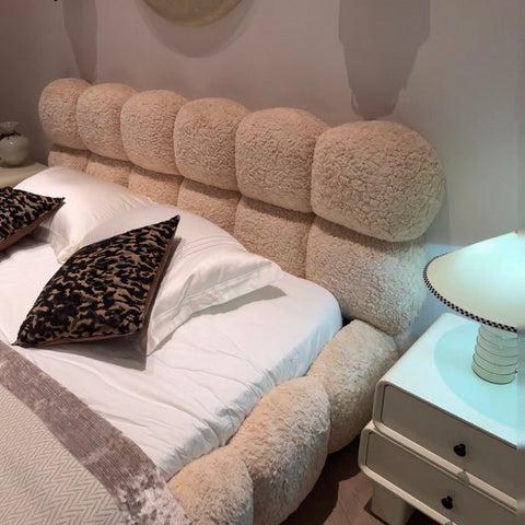 Italian lamb fur puff bed