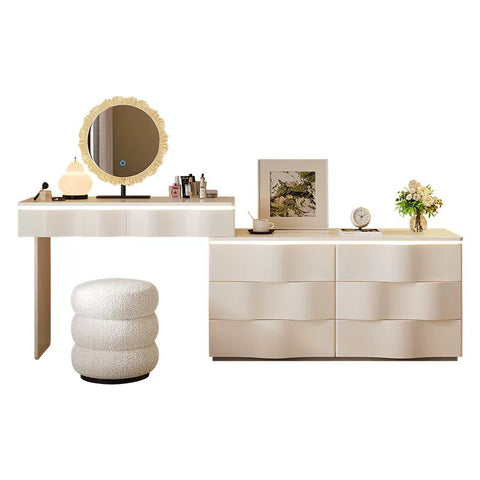French dressing table